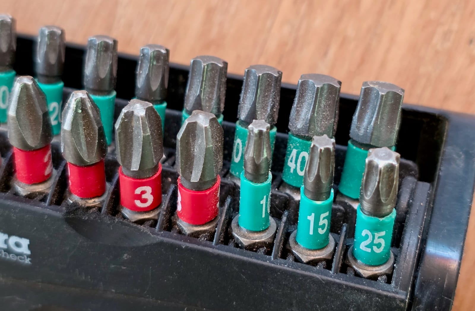 Primo piano delle punte Wera del Bit-Check 30, impronte PH e Torx