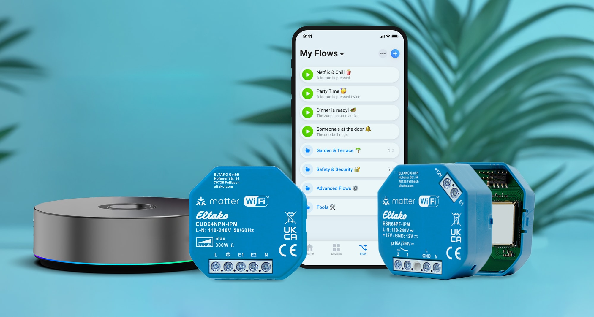 Composición que muestra dos módulos conectados Eltako Matter WiFi, un smartphone con una aplicación domótica y un hub domótico gris.